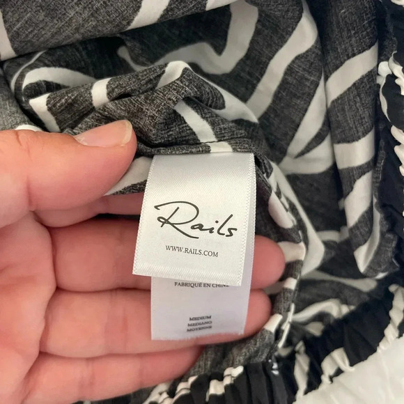 Rails Evy contour lines crop top - Picture 9 of 10